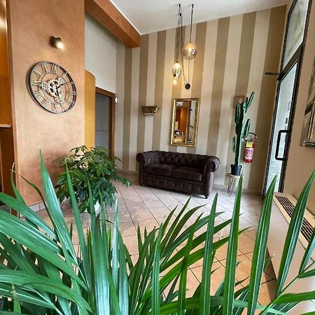 Hotel Arda Fiorenzuola Фьоренцуола-д'Арда Экстерьер фото