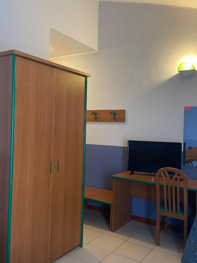 Hotel Arda Fiorenzuola Фьоренцуола-д'Арда Экстерьер фото