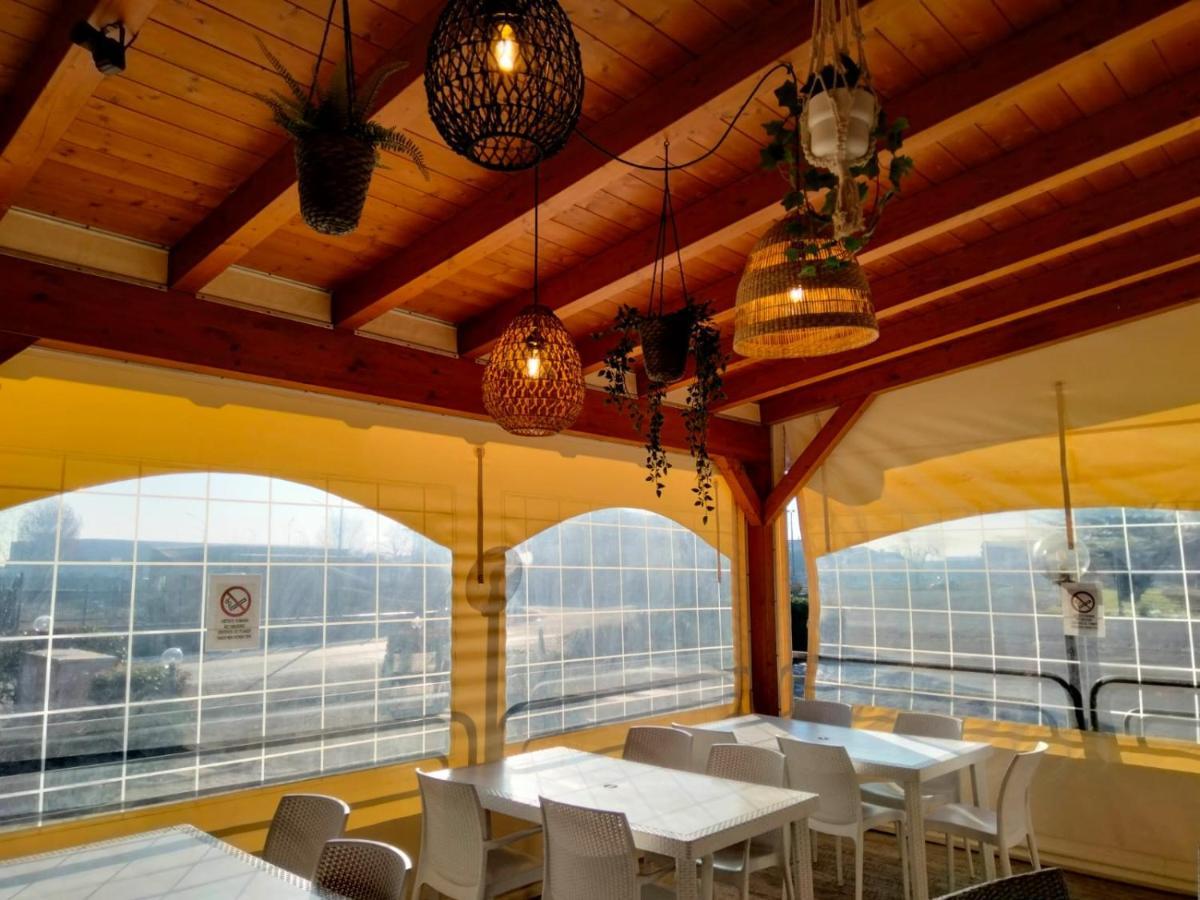 Hotel Arda Fiorenzuola Фьоренцуола-д'Арда Экстерьер фото